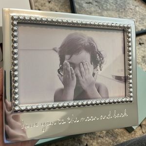 Mariposa picture frame